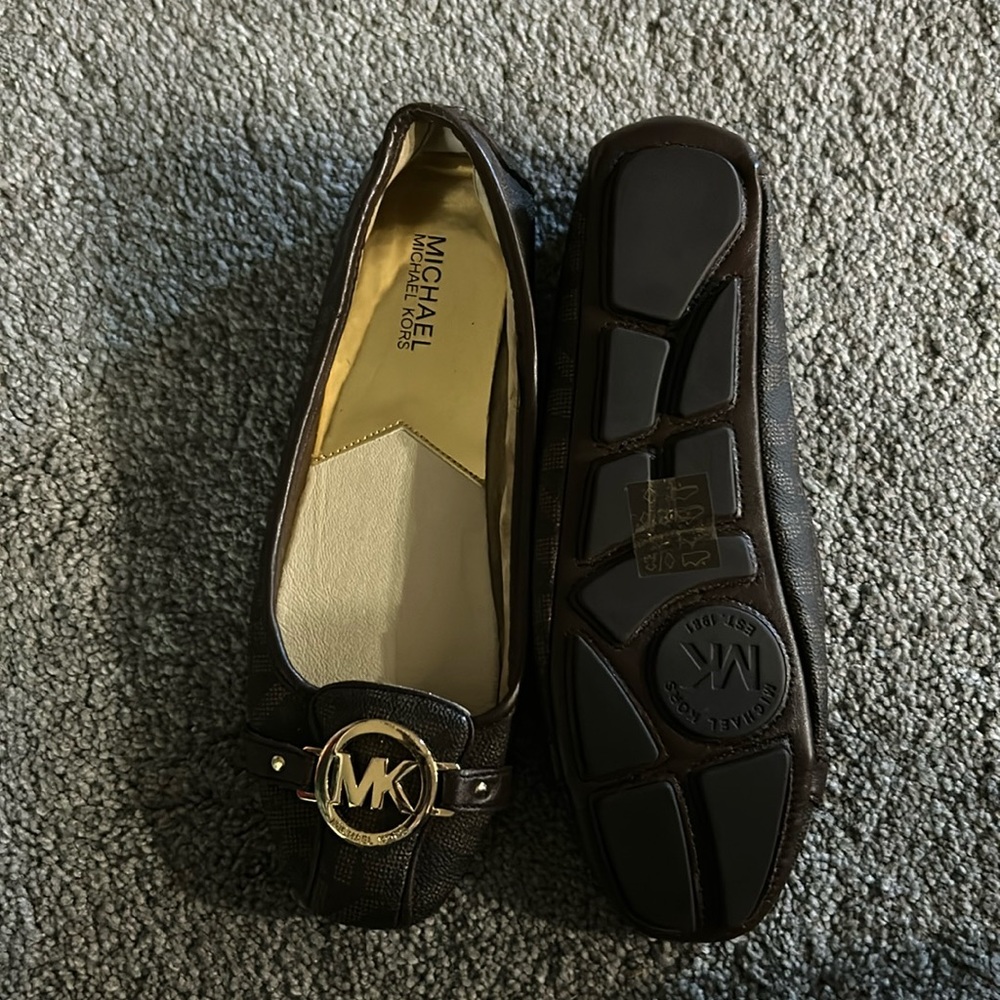 Michael Kors flats